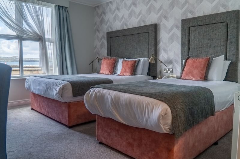 seaview_rooms_buncrana